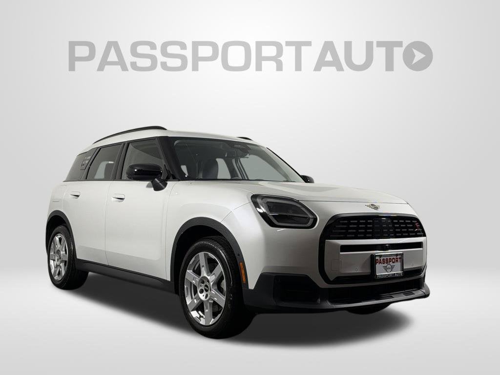 2025 MINI COUNTRYMAN Base