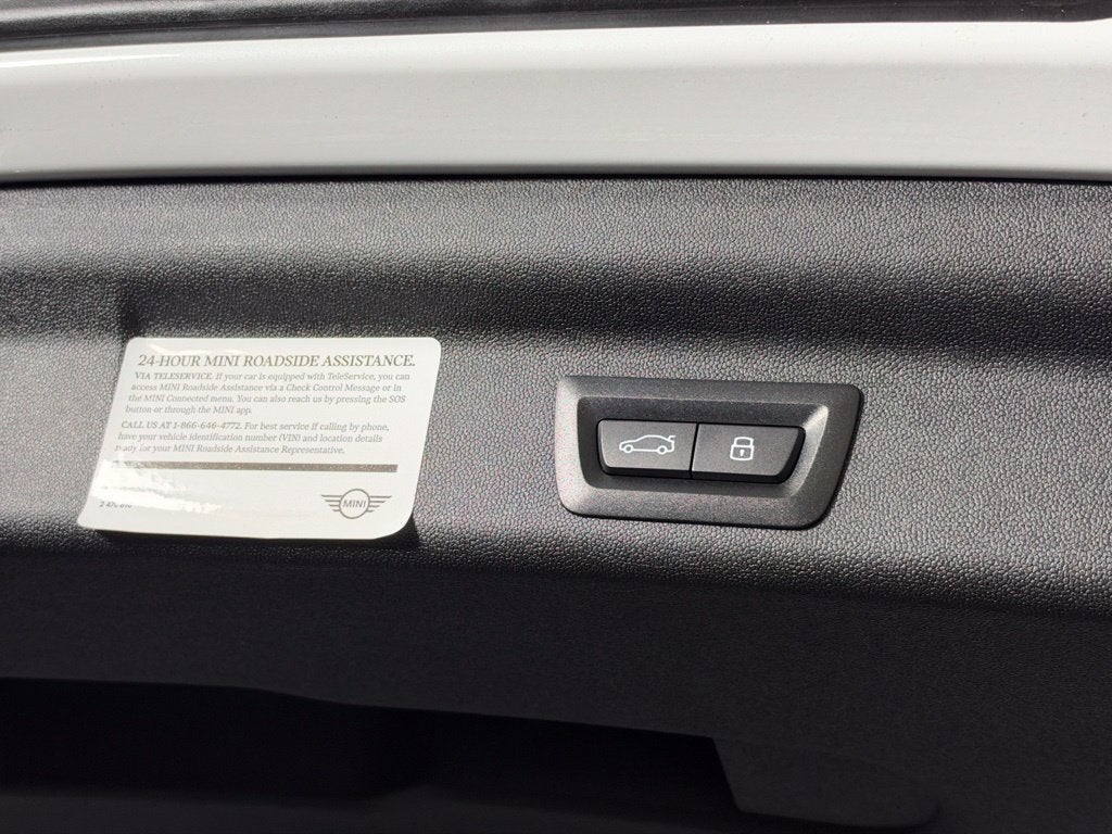 2025 MINI COUNTRYMAN Base