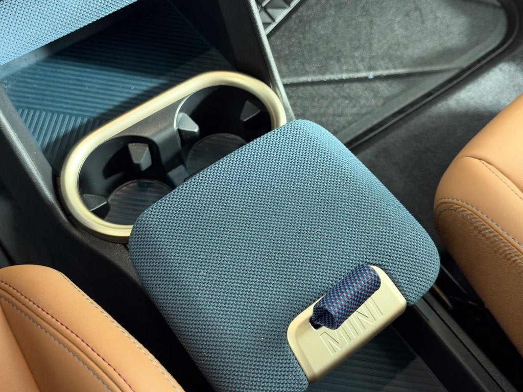 2026 MINI COUNTRYMAN Base