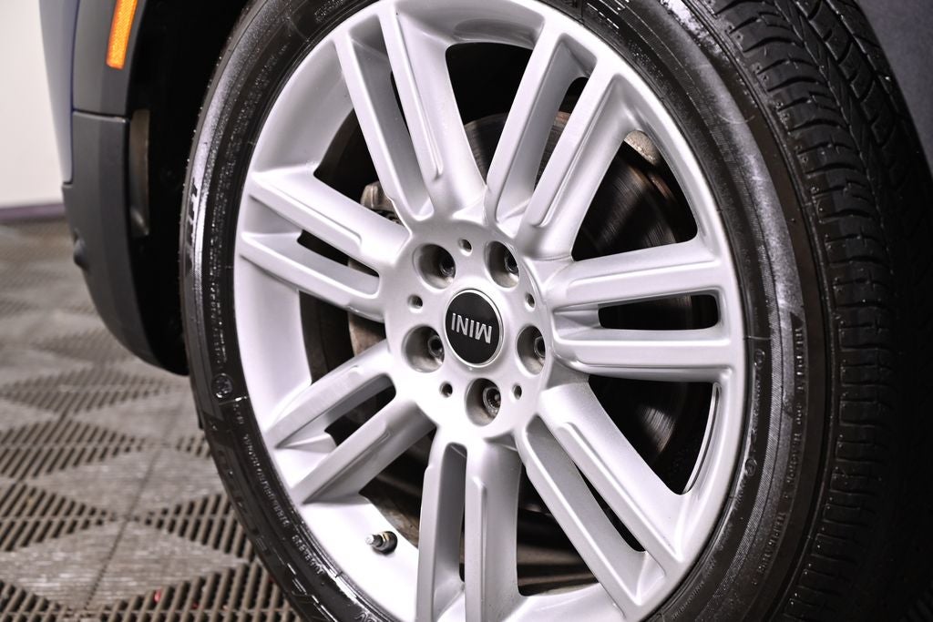 2019 MINI Countryman Base