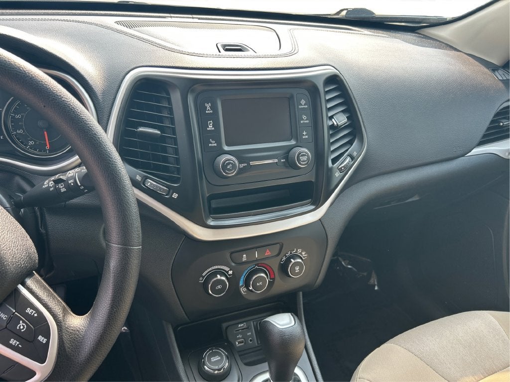 2016 Jeep Cherokee Sport AWD