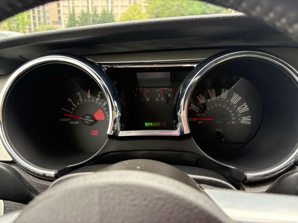 2006 Ford Mustang GT Deluxe