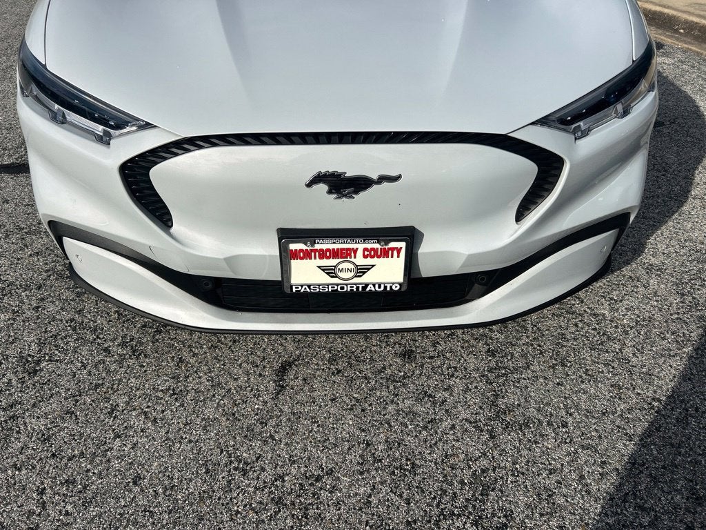 2022 Ford Mustang Mach-E Select