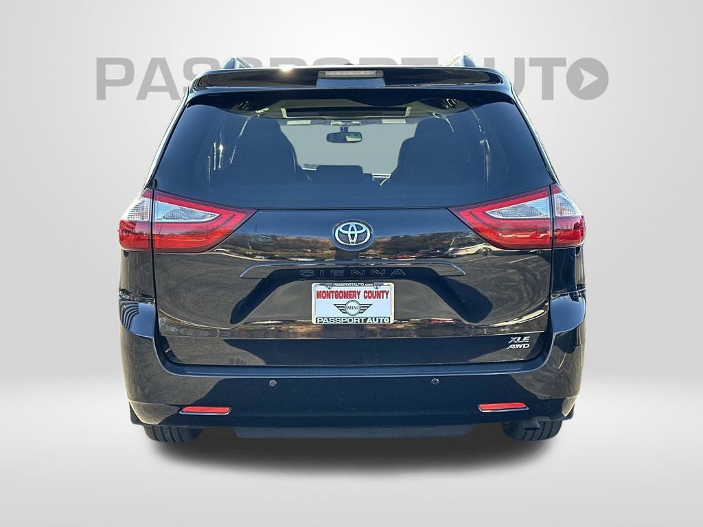 2015 Toyota Sienna Limited 7 Passenger