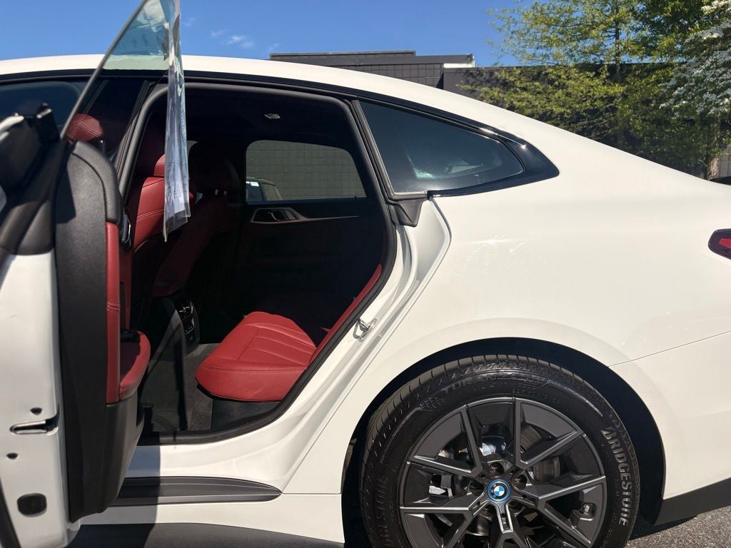 2023 BMW i4 eDrive35