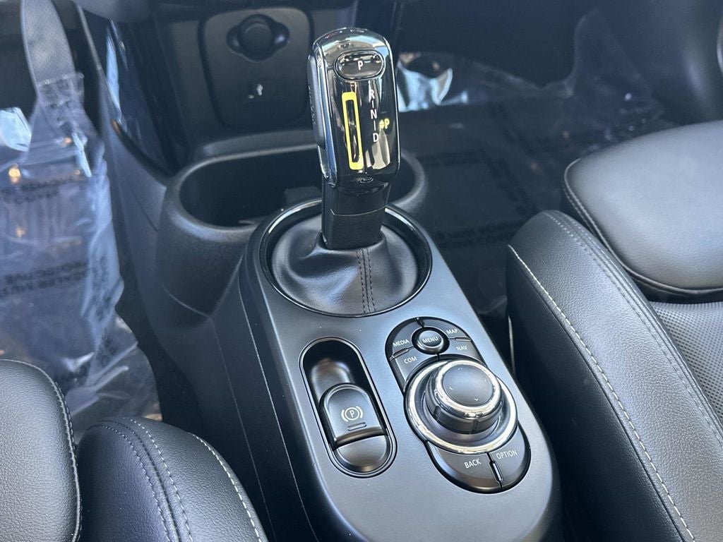 2022 MINI Cooper SE Electric Signature Hardtop 2 Door