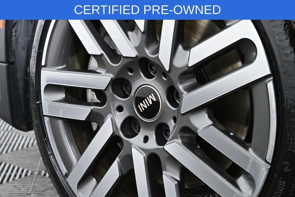 2025 MINI 2 Door Cooper Signature Plus