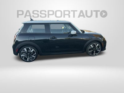 2025 MINI Cooper Signature Plus Hardtop 2 Door