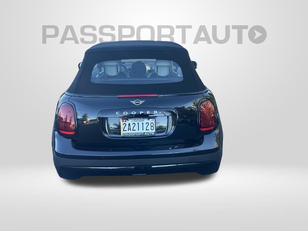 2026 MINI Cooper Iconic