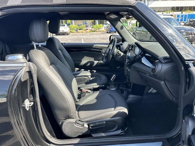 2023 MINI Cooper Convertible Signature