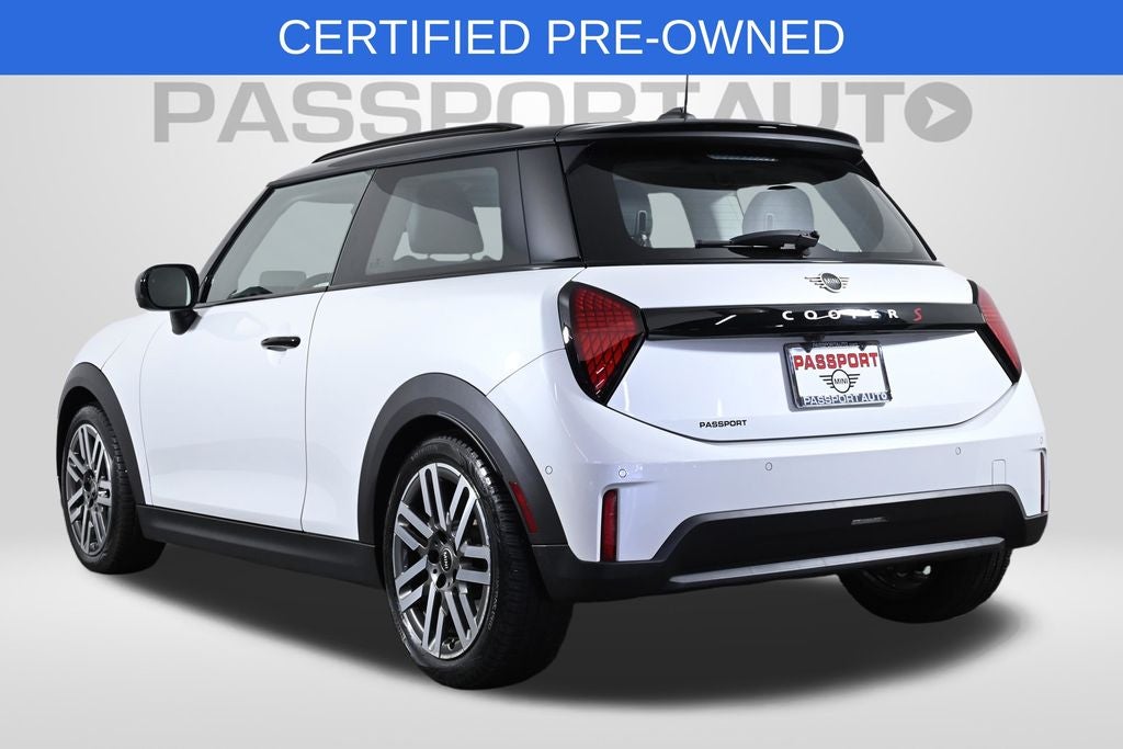 2025 MINI Cooper S Iconic Hardtop 2 Door