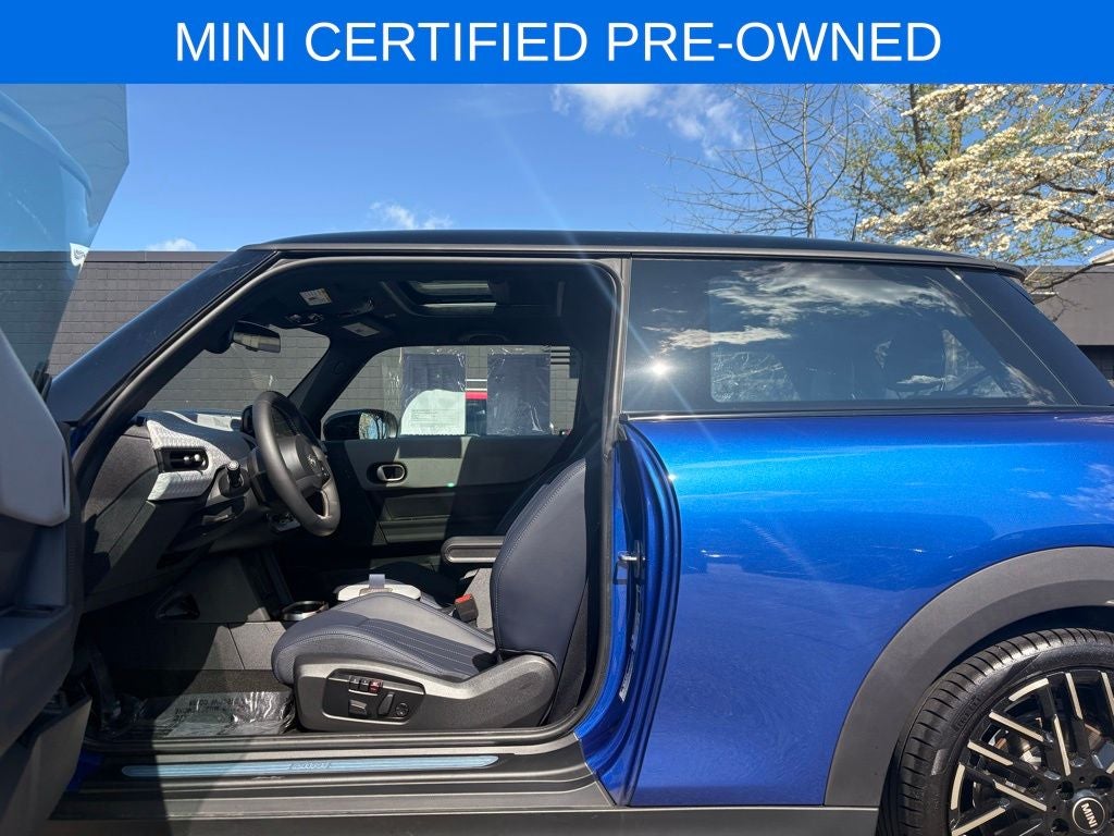 2025 MINI Cooper S Hardtop 2 Door Iconic