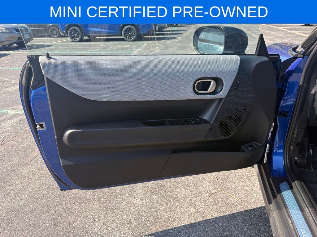 2025 MINI Cooper S Hardtop 2 Door Iconic