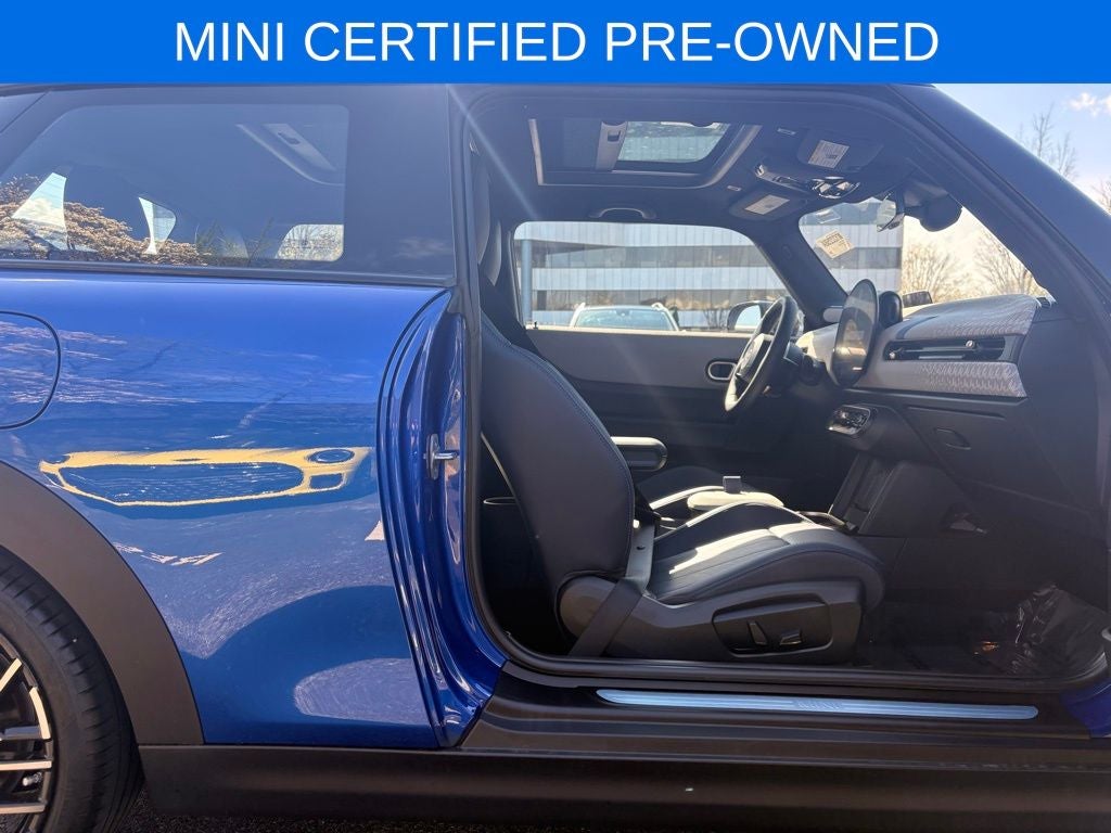 2025 MINI Cooper S Hardtop 2 Door Iconic