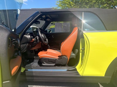 2024 MINI Cooper S Iconic