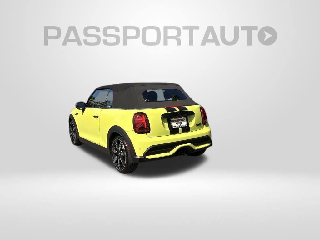 2024 MINI Cooper S Iconic