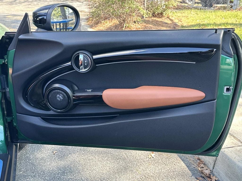 2023 MINI Cooper S Iconic Iconic