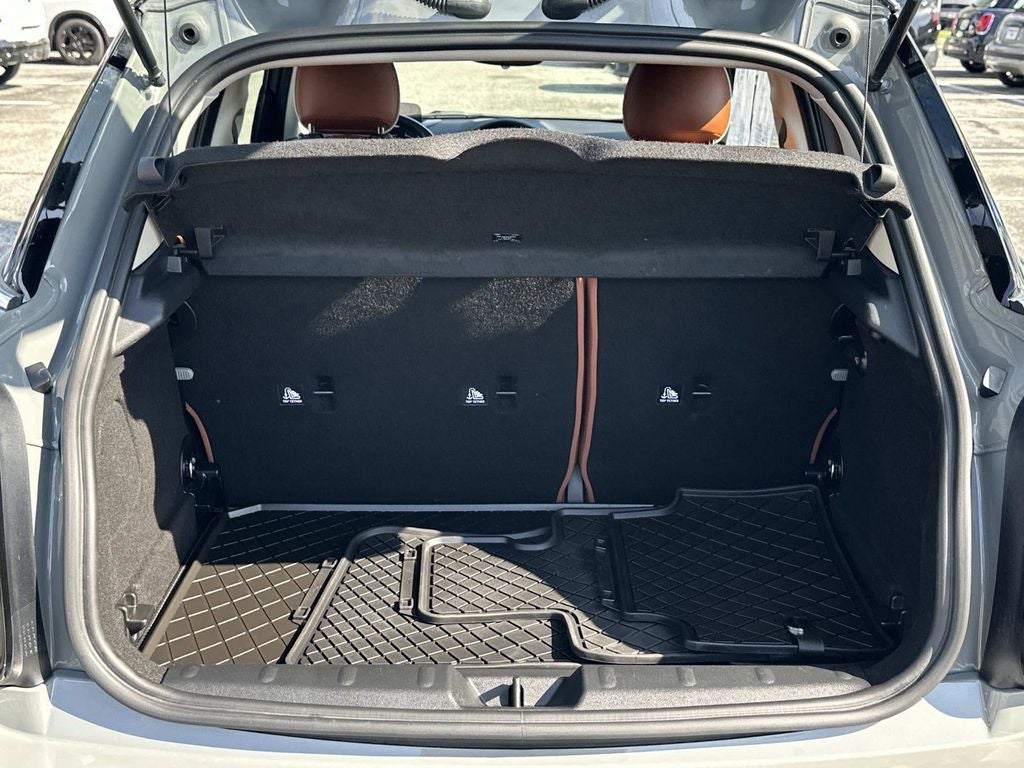 2022 MINI Cooper S Iconic Hardtop 4 Door
