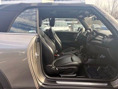 2016 MINI Cooper S Base