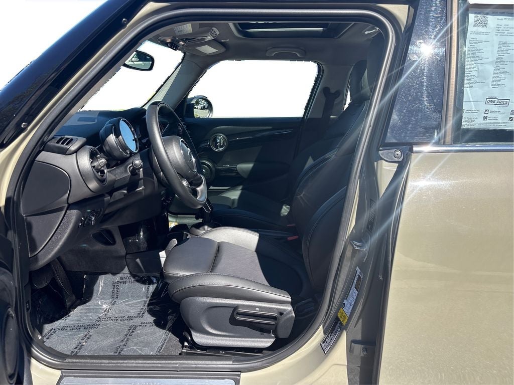 2020 MINI Cooper Signature 4 Door