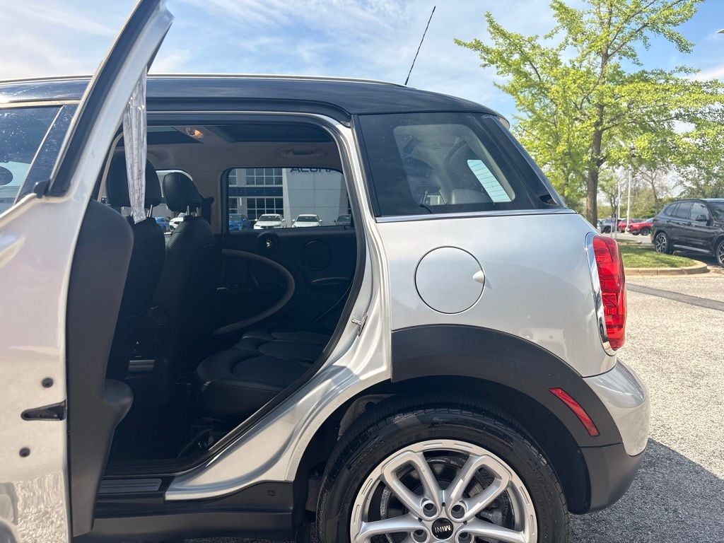 2015 MINI Cooper Countryman FWD 4dr