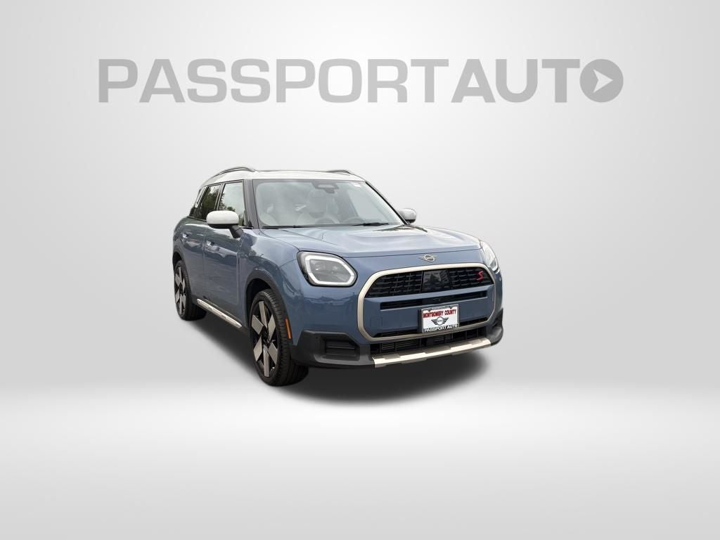 2025 MINI Cooper S Countryman Iconic
