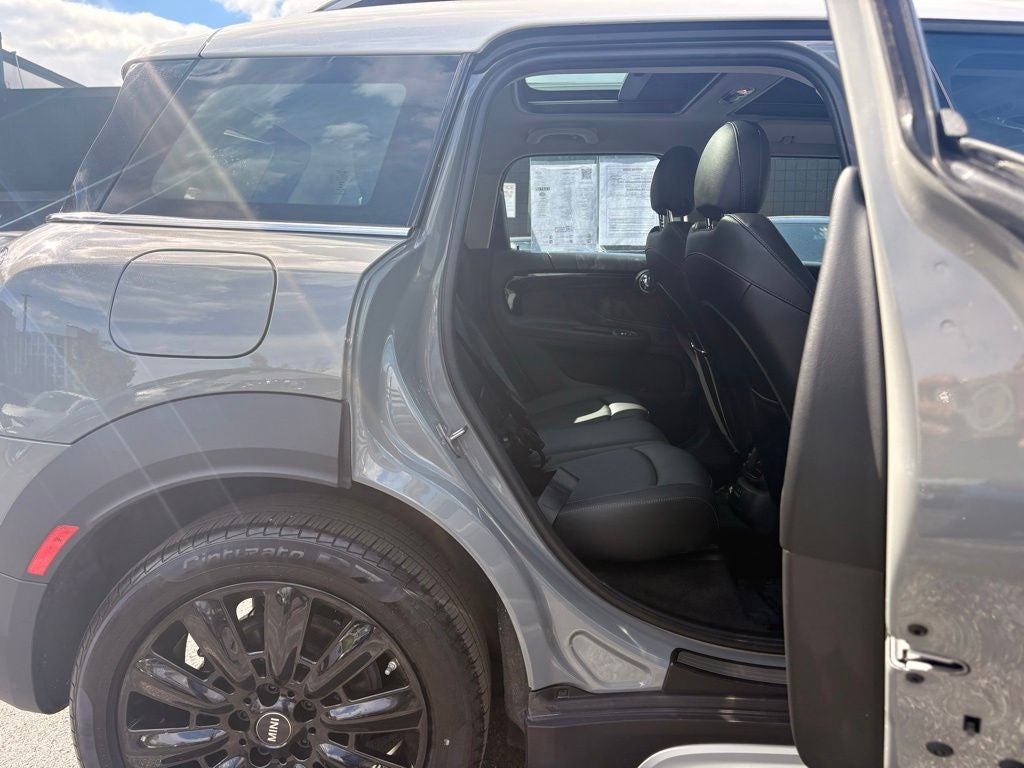 2023 MINI Cooper S Countryman Signature