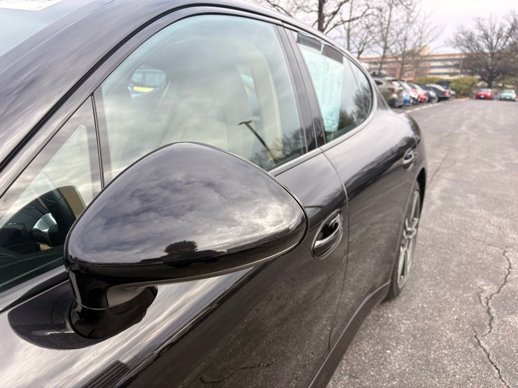 2013 Porsche Panamera Platinum Edition