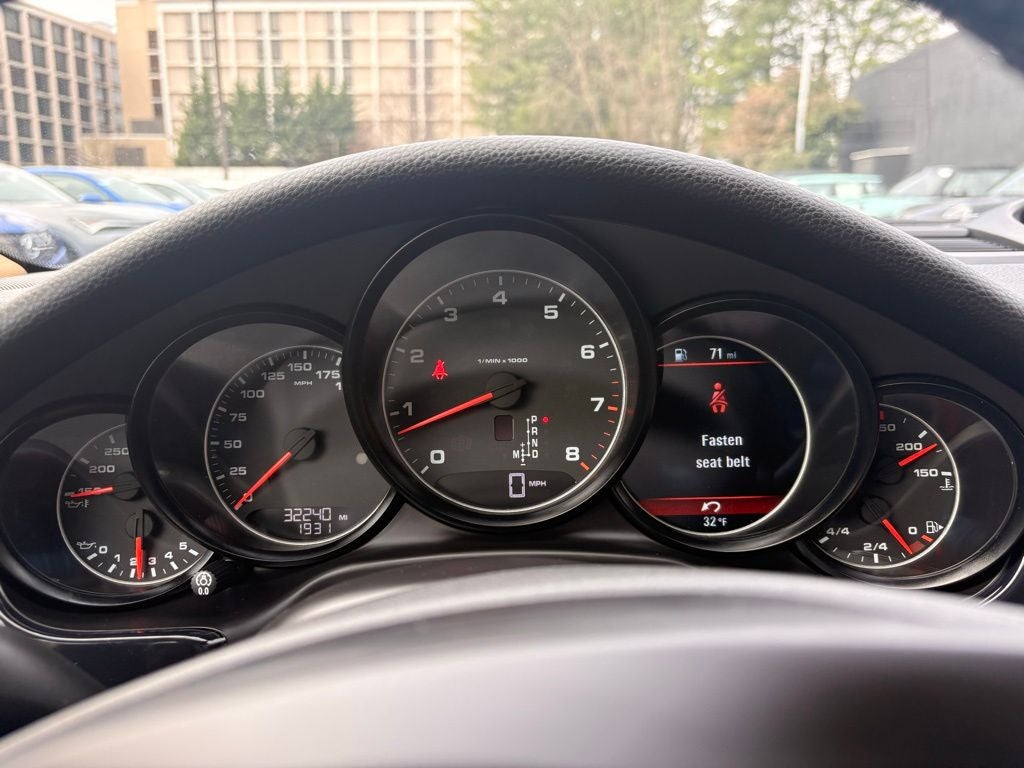 2013 Porsche Panamera Platinum Edition