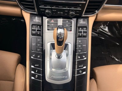 2013 Porsche Panamera Platinum Edition
