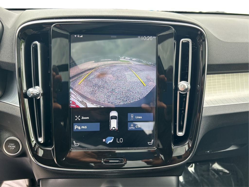 2020 Volvo XC40 Momentum AWD