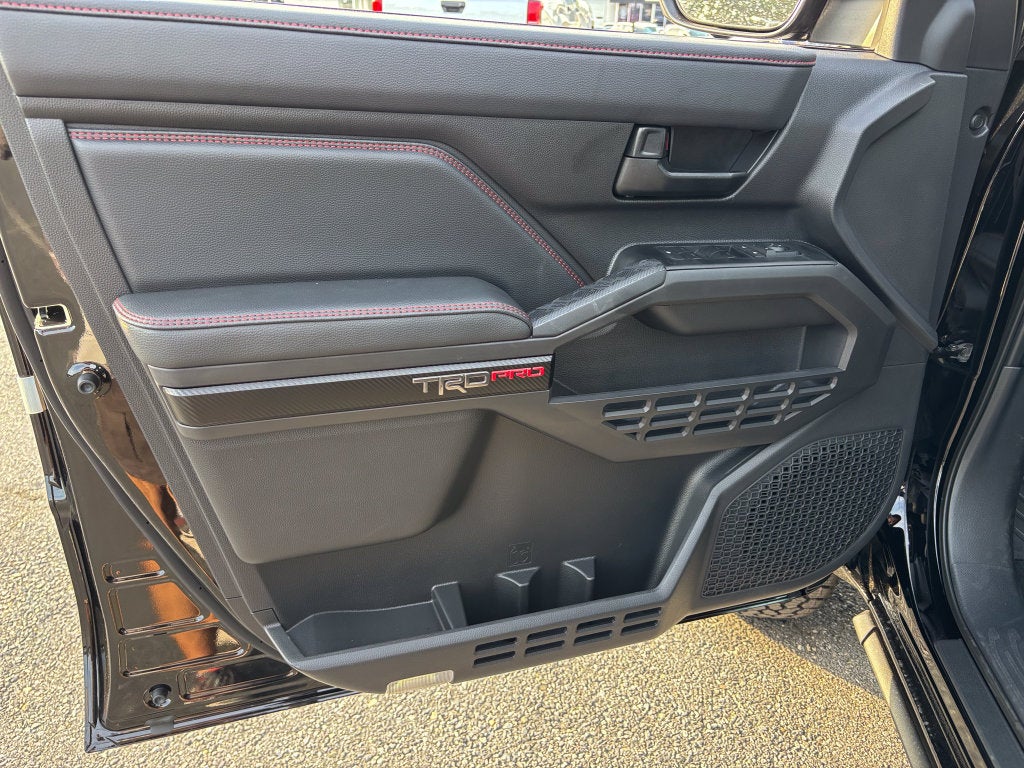 2026 Toyota Tacoma i-FORCE MAX Tacoma TRD Pro