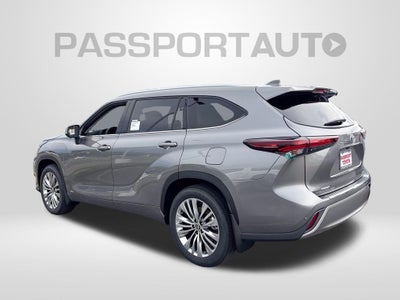 2026 Toyota Highlander Hybrid Platinum