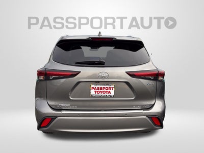 2026 Toyota Highlander Hybrid Platinum
