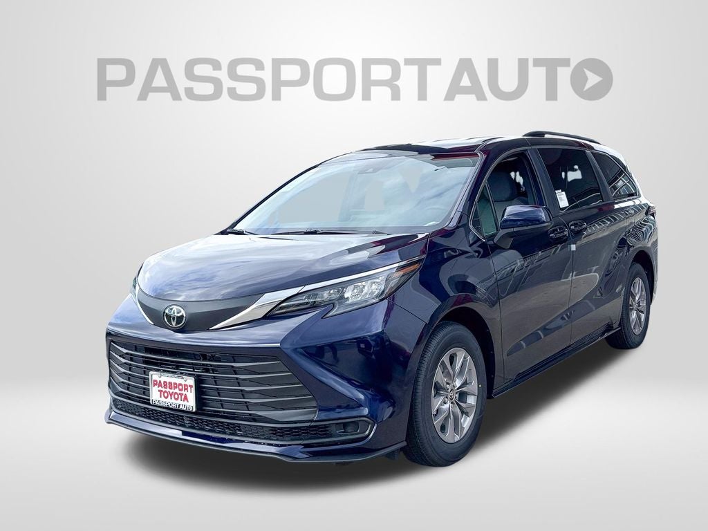 2026 Toyota Sienna LE