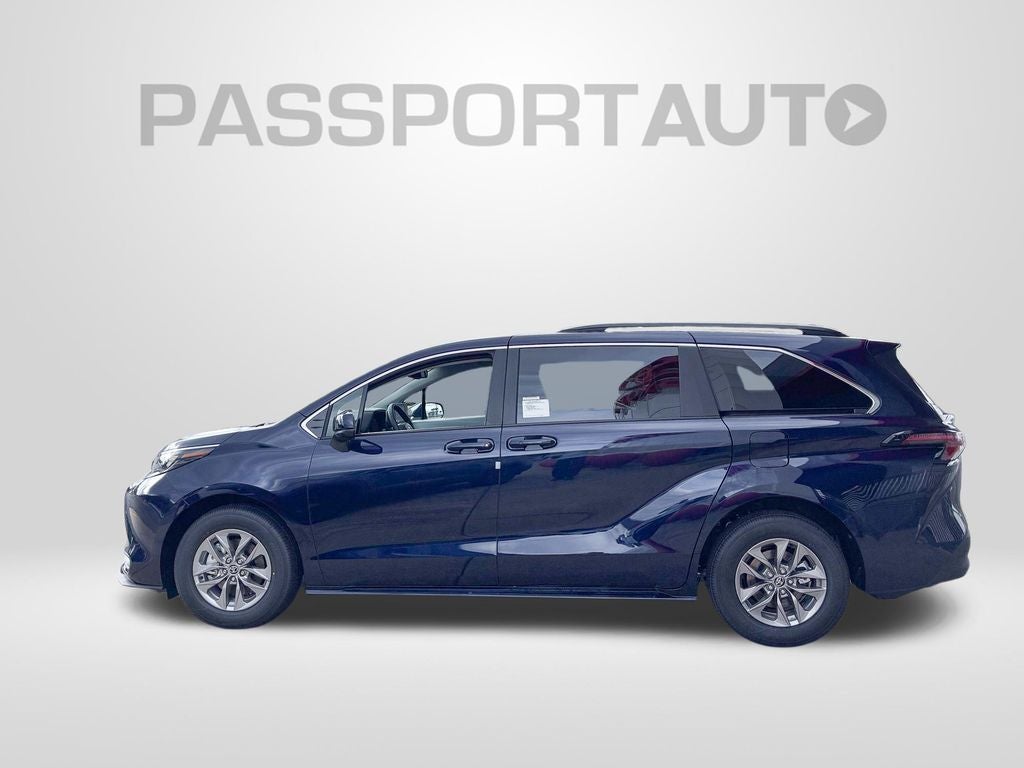 2026 Toyota Sienna LE
