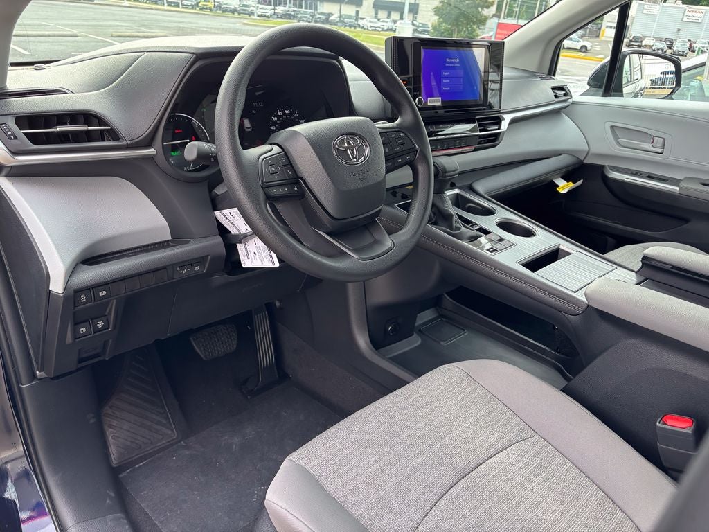 2026 Toyota Sienna LE