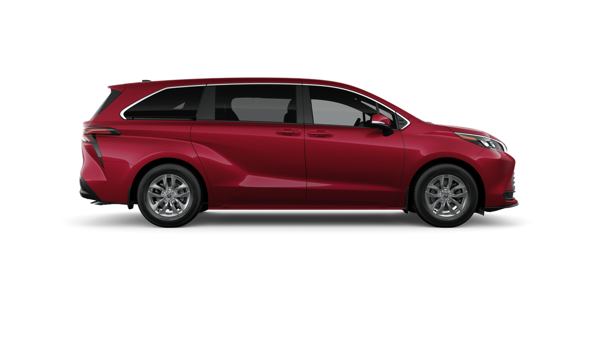 2026 Toyota Sienna LE