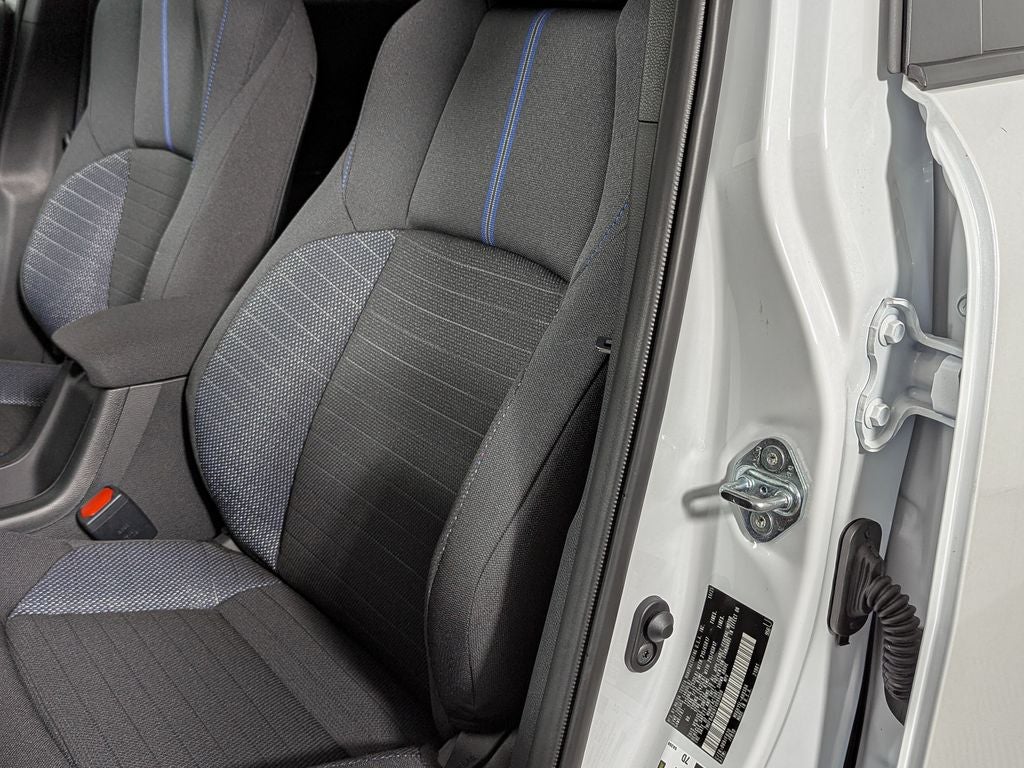 2026 Toyota Corolla Cross Hybrid SE