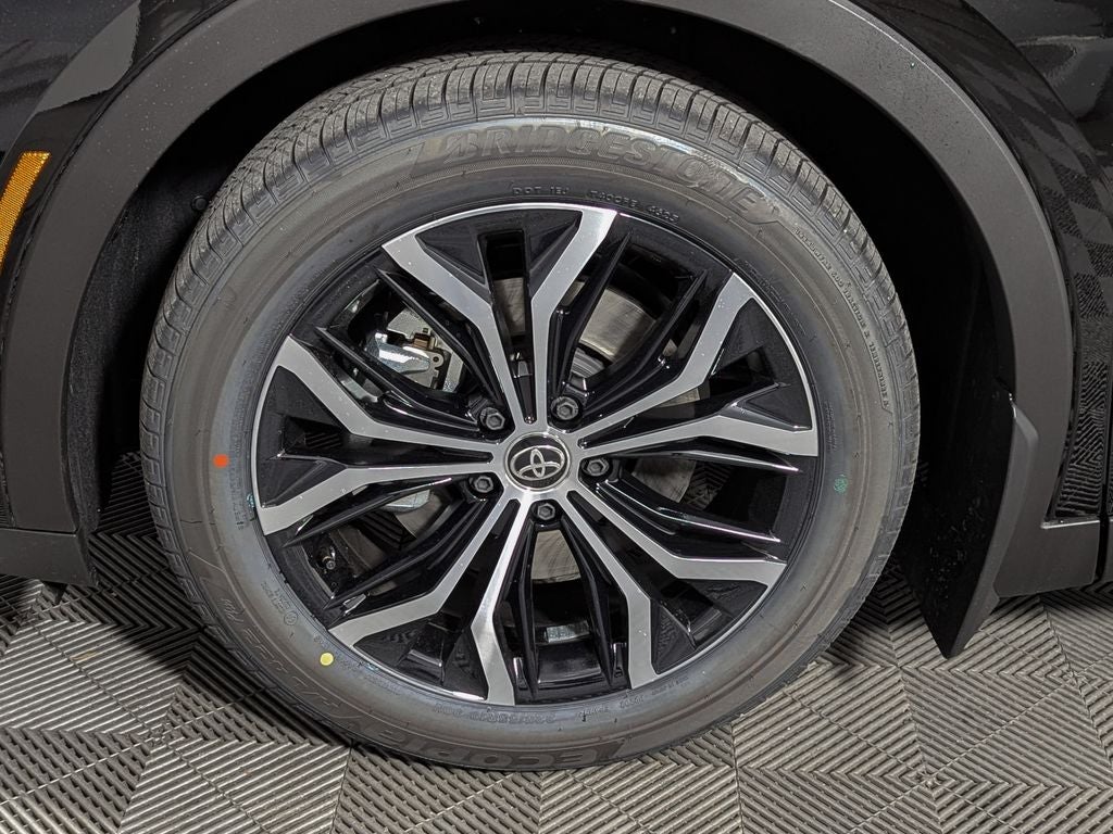 2026 Toyota Toyota Crown XLE