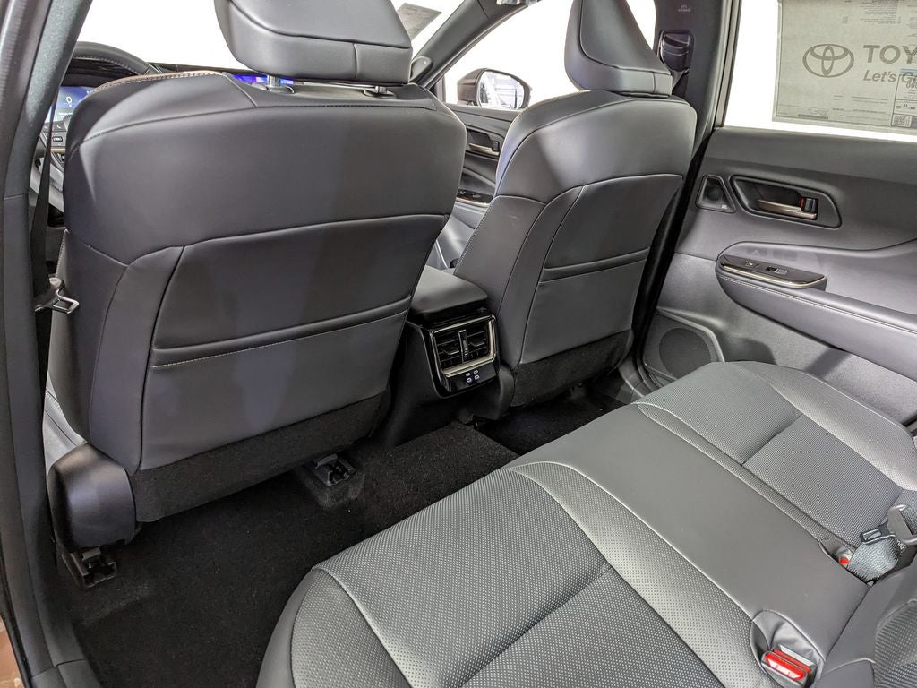 2026 Toyota Toyota Crown Signia Limited