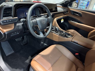 2026 Toyota Toyota Crown Signia Limited
