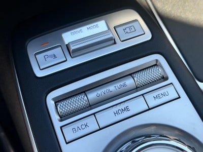 2024 Genesis GV70 2.5T