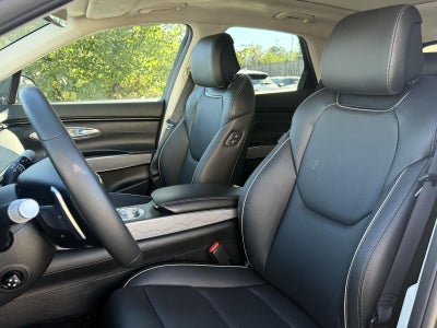 2024 Genesis GV70 2.5T