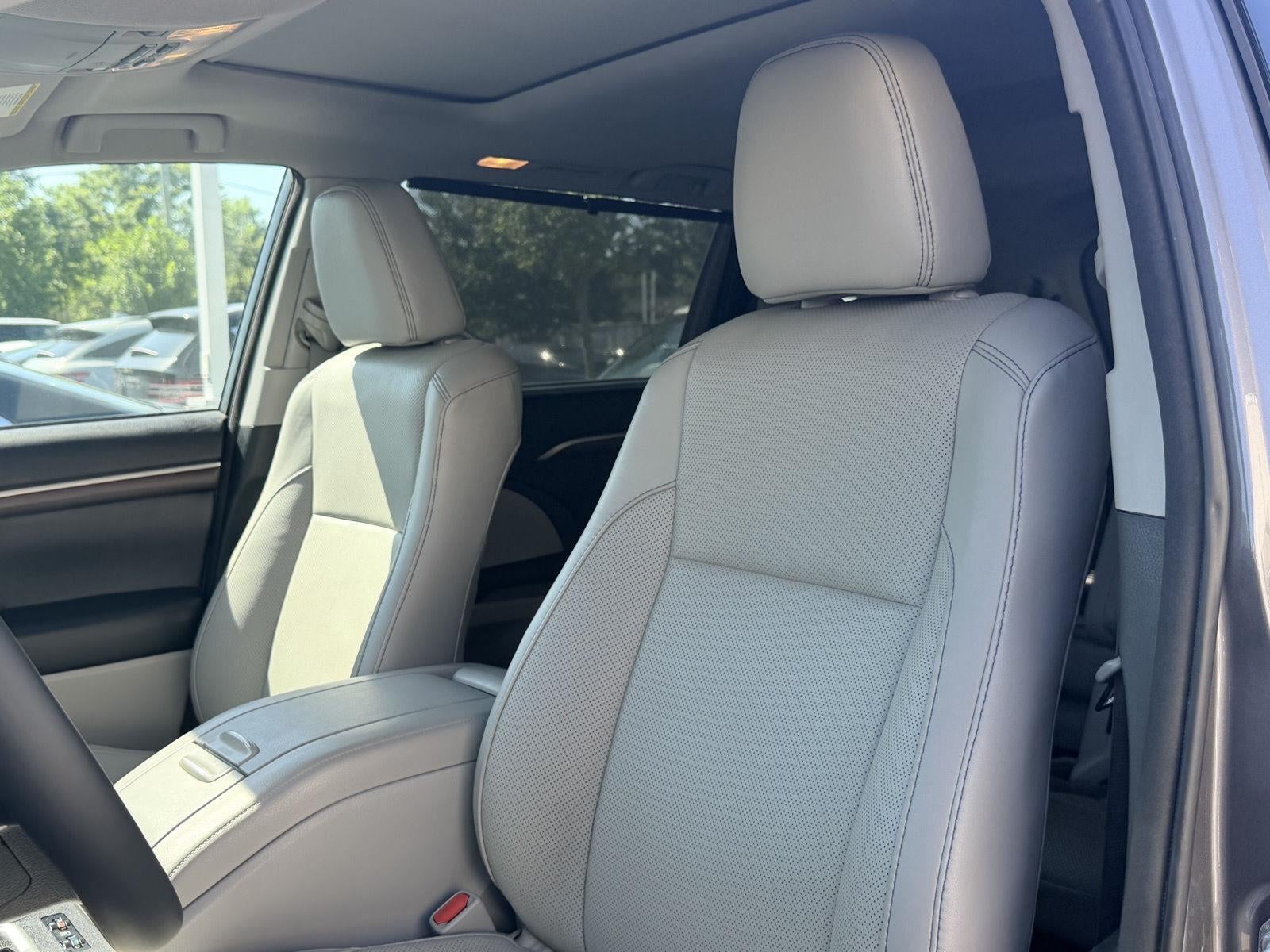 2016 Toyota Highlander Limited