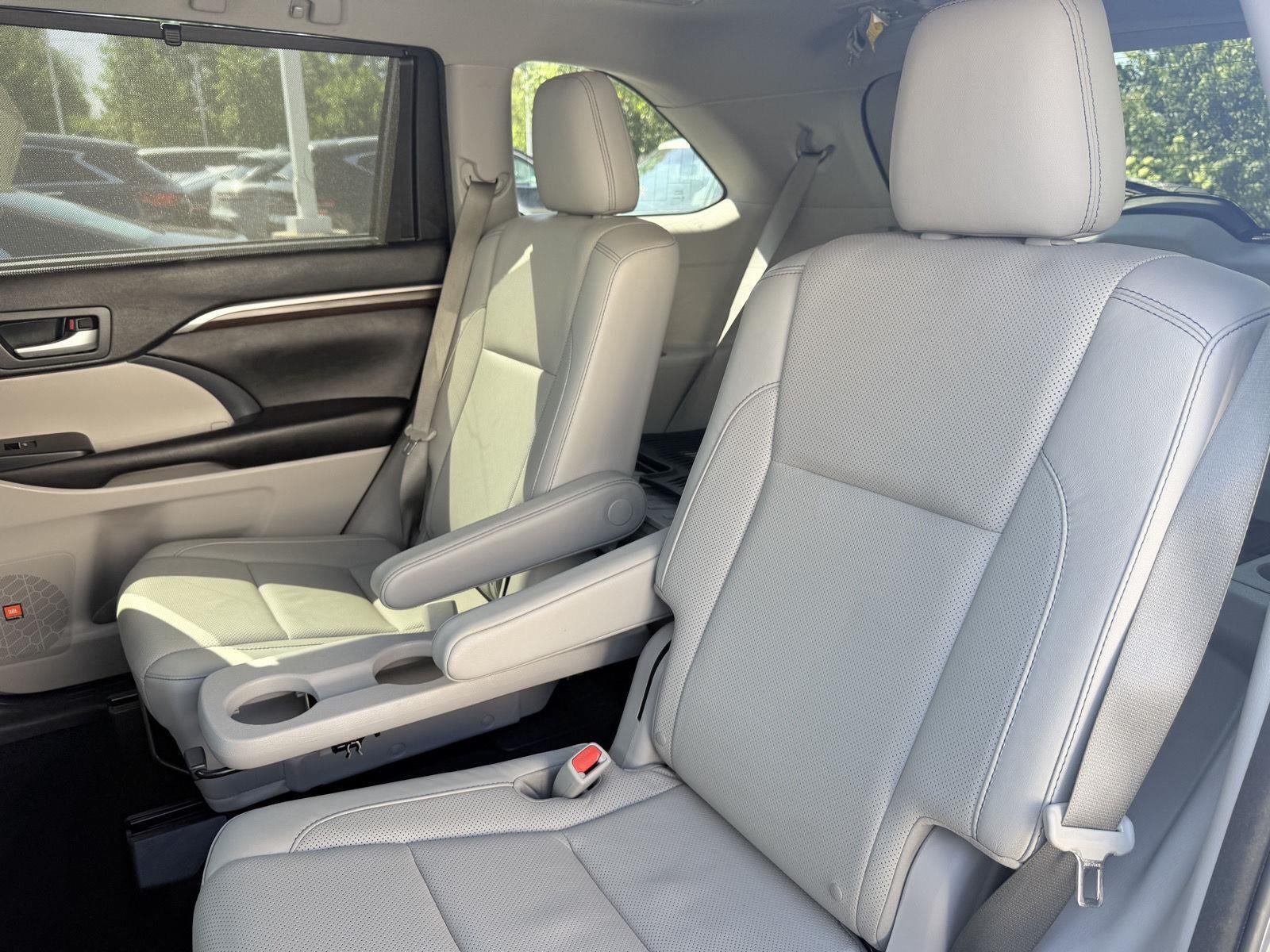 2016 Toyota Highlander Limited