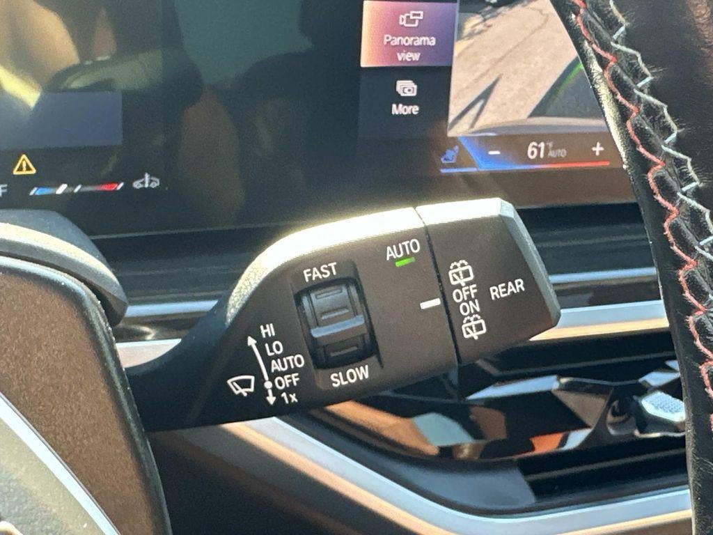 2023 BMW X7 M60i