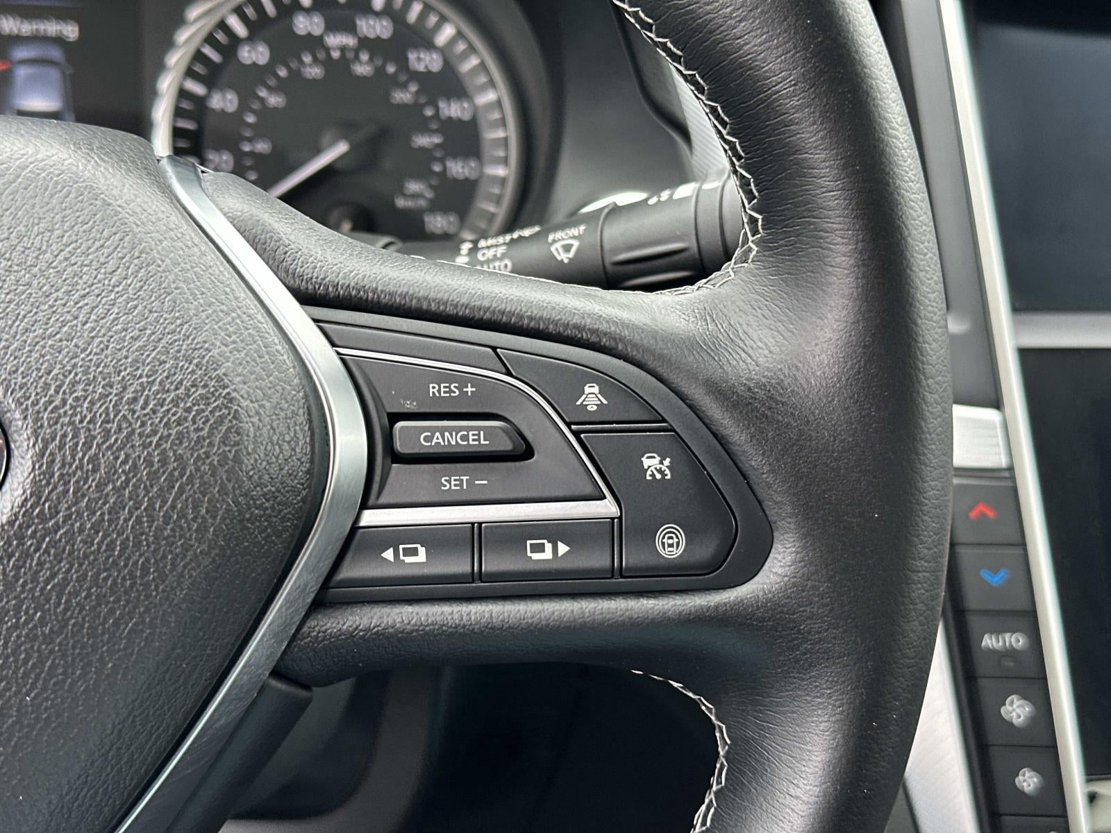 2024 INFINITI Q50 LUXE