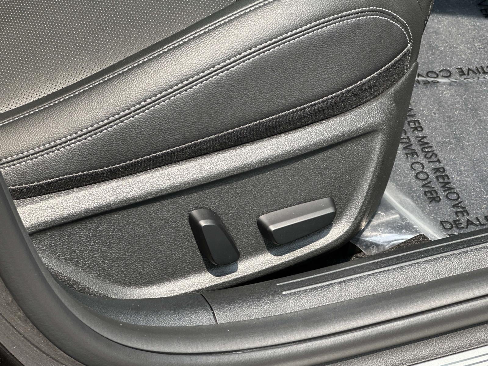 2026 Genesis G70 2.5T