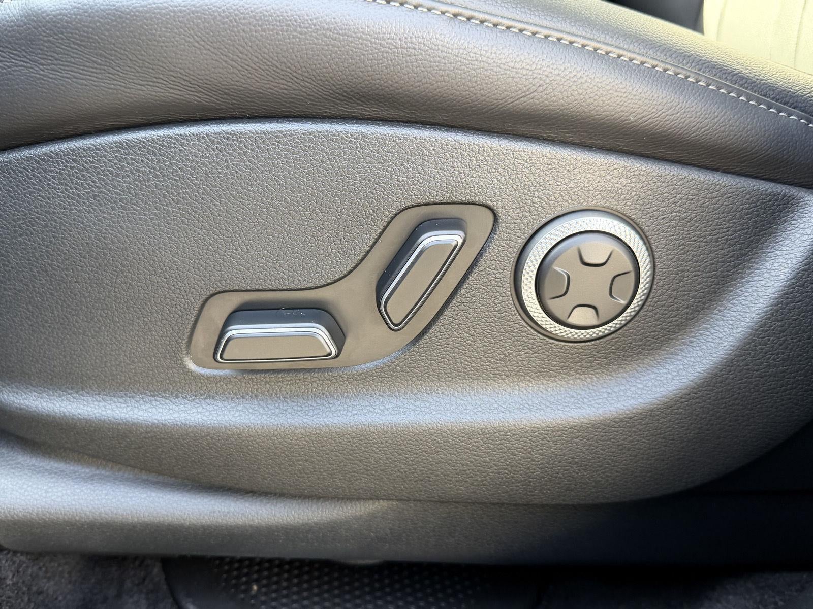 2026 Genesis GV80 2.5T